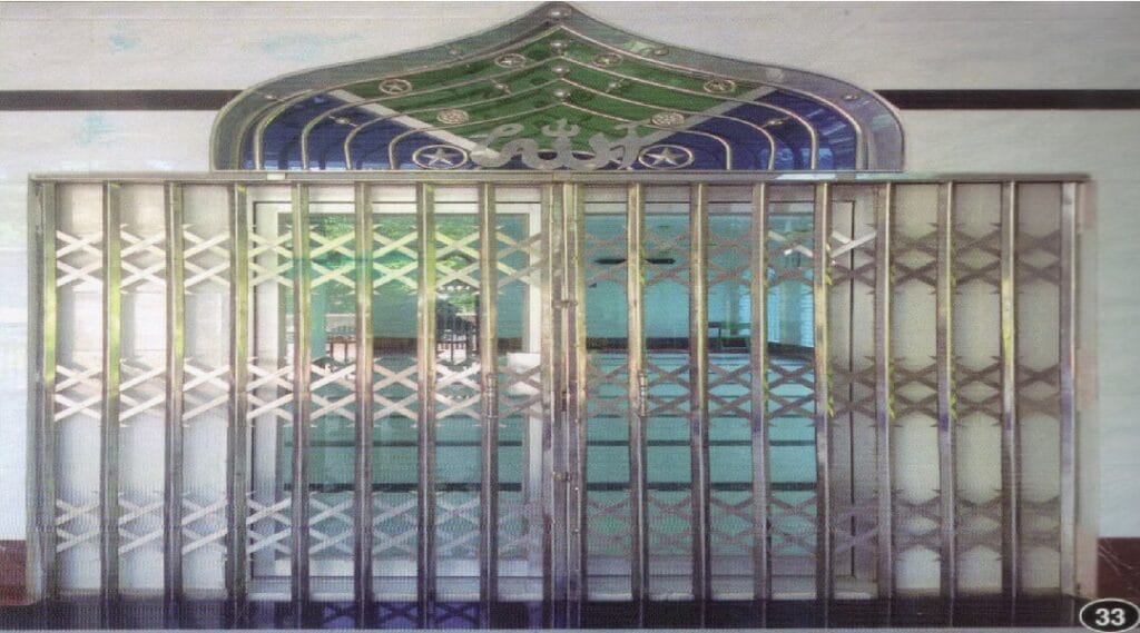 Stainless Steel Collapsible Gate